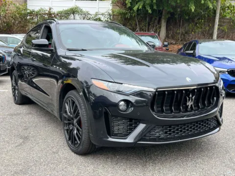 Black 2022 Maserati Levante GT (Red Interior) for sale in Great Neck, NY