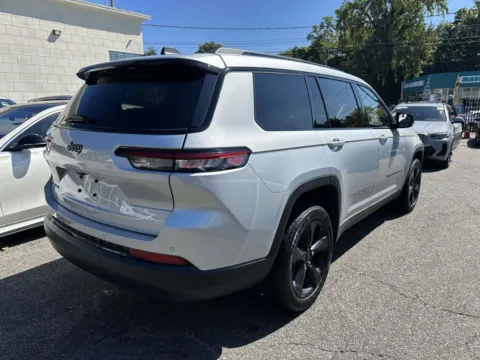 Photos of 2022 Jeep Grand Cherokee L Altitude for sale in Great Neck, NY at Certified Luxury Motors - Great Neck