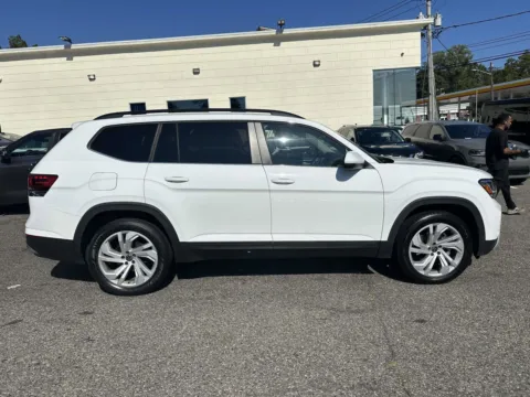 Photos of 2021 Volkswagen Atlas 3.6L V6 SE w/Technology for sale in Great Neck, NY at Certified Luxury Motors - Great Neck