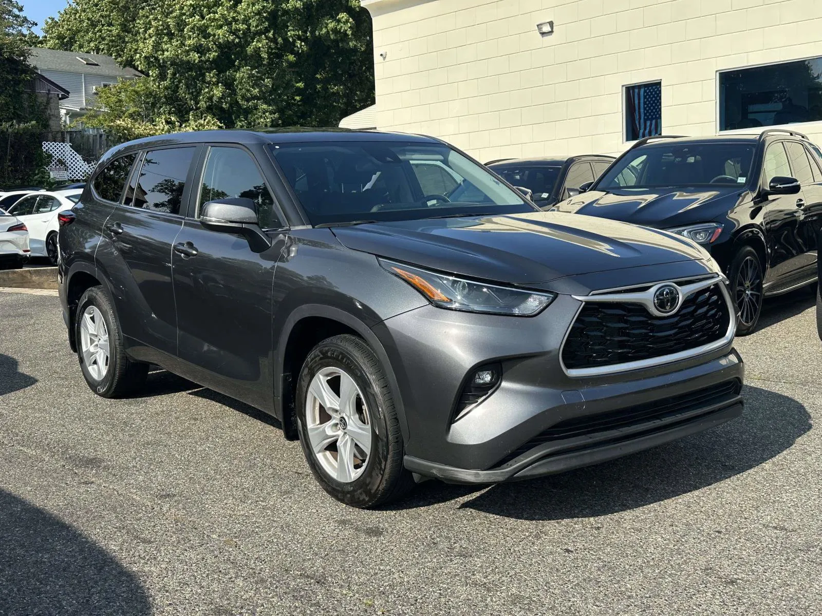 2023 Toyota Highlander LE for sale in Great Neck, NY
