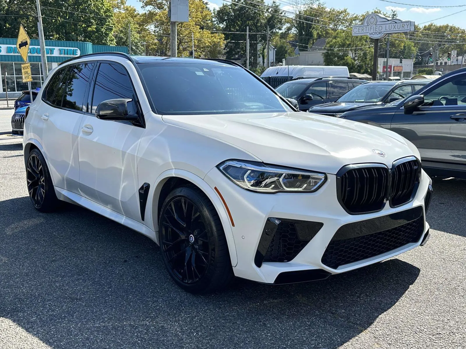 2022 BMW X5 M (Matte White /Red Interior) for sale in Great Neck, NY
