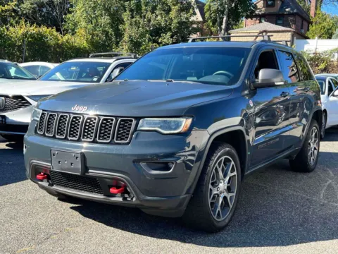 Another view of 2017 Jeep Grand Cherokee Trailhawk for sale in Great Neck, NY at Certified Luxury Motors - Great Neck