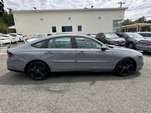 Photos of 2023 Honda Accord Hybrid Sport-L for sale in Great Neck, NY at Certified Luxury Motors - Great Neck