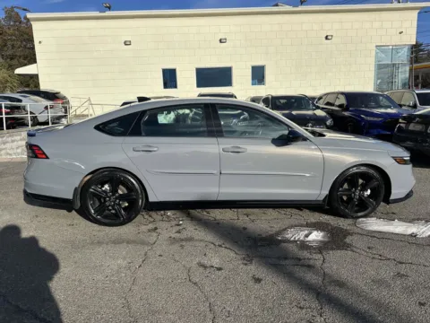 Photos of 2023 Honda Accord Hybrid Sport-L for sale in Great Neck, NY at Certified Luxury Motors - Great Neck
