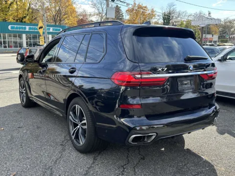 More photos of 2021 BMW X7 xDrive40i at Certified Luxury Motors - Great Neck, NY