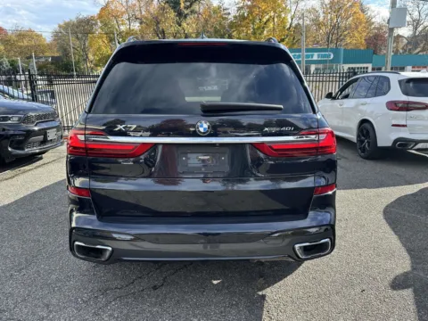 More photos of 2021 BMW X7 xDrive40i at Certified Luxury Motors - Great Neck, NY