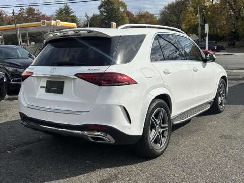 Another view of 2022 Mercedes-Benz GLE 350 AMG PKG for sale in Great Neck, NY at Certified Luxury Motors - Great Neck