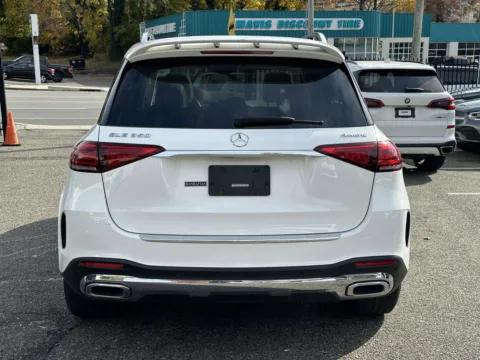 More photos of 2022 Mercedes-Benz GLE 350 AMG PKG at Certified Luxury Motors - Great Neck, NY