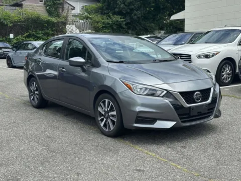 Gray 2022 Nissan Versa SV for sale in Great Neck, NY