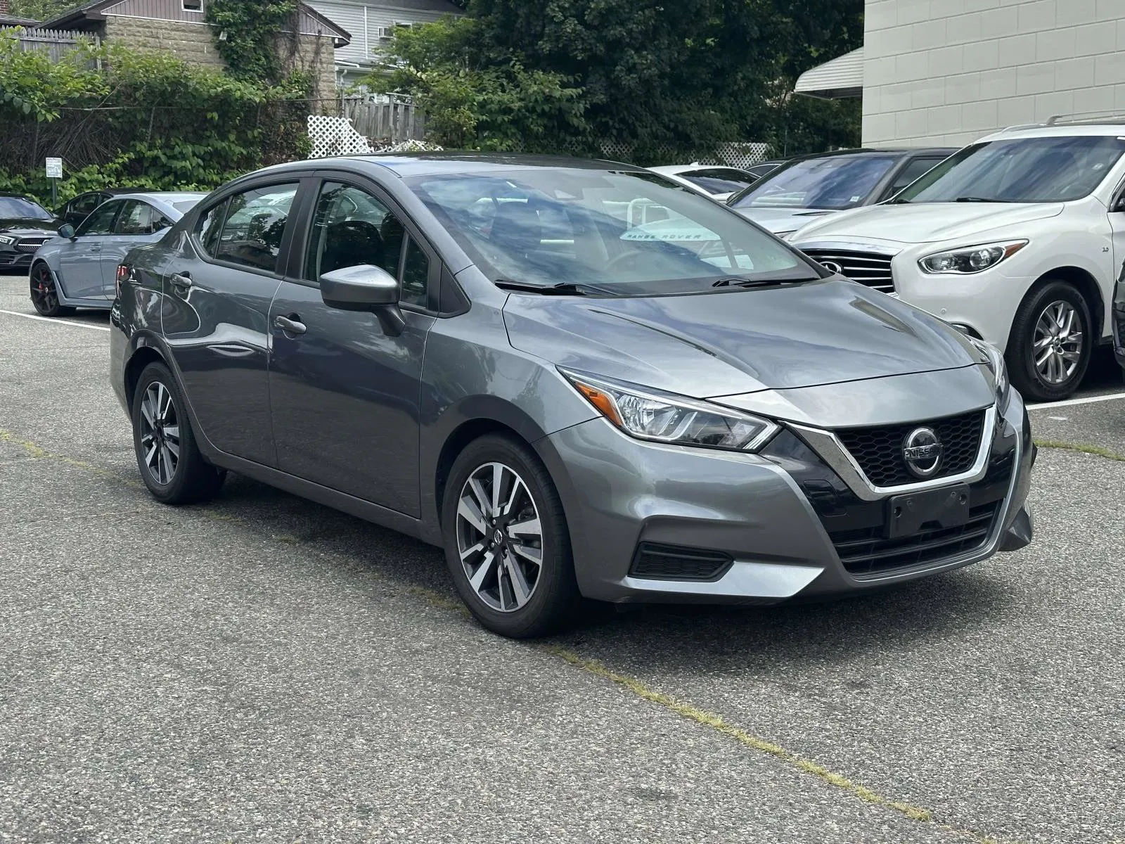 2022 Nissan Versa Sedan SV