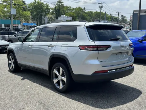 More photos of 2021 Jeep Grand Cherokee L Limited at Certified Luxury Motors - Great Neck, NY