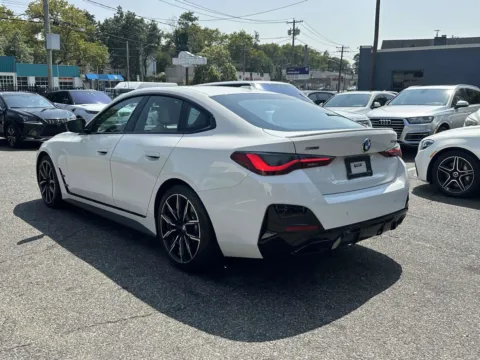 More photos of 2022 BMW 4 Series M440i xDrive at Certified Luxury Motors - Great Neck, NY