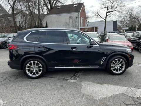 Photos of 2023 BMW X5 sDrive40i for sale in Great Neck, NY at Certified Luxury Motors - Great Neck