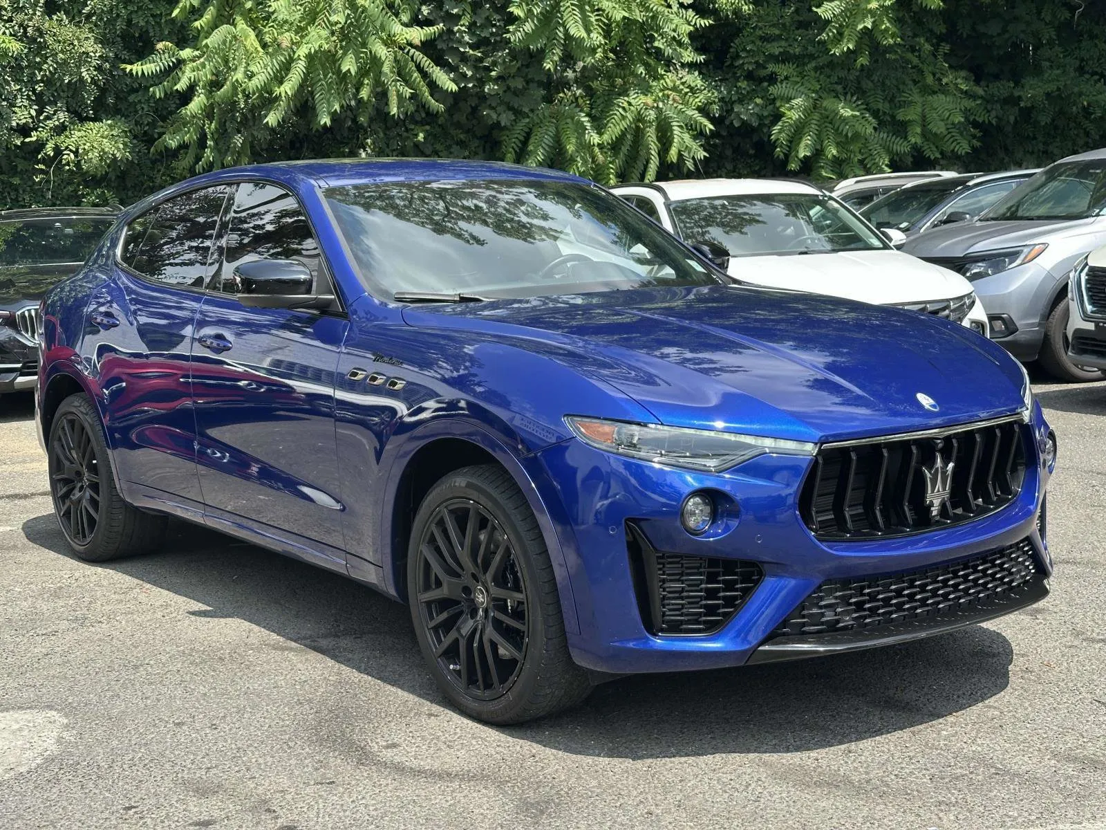 2022 Maserati Levante Modena's photo