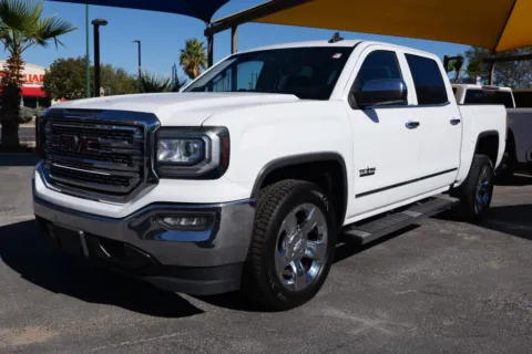 White 2018 GMC Sierra 1500 Crew Cab SLT Pickup 4D 5 3/4 ft for sale in El Paso, TX