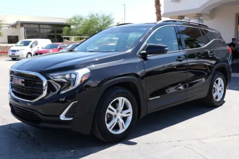 Black 2020 GMC Terrain SLE Sport Utility 4D for sale in El Paso, TX