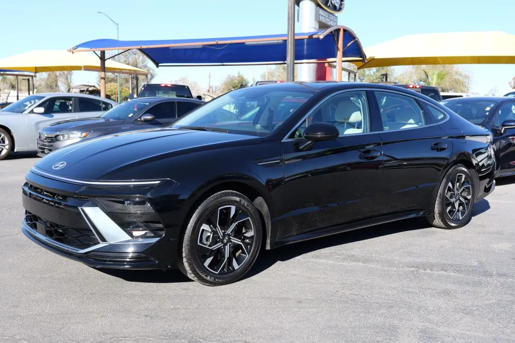 Black 2025 Hyundai Sonata SEL Sedan 4D for sale in El Paso, TX