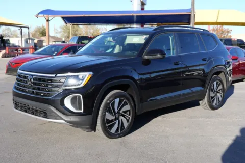 Black 2025 Volkswagen Atlas SE w/Tech Pkg Sport Utility 4D for sale in El Paso, TX