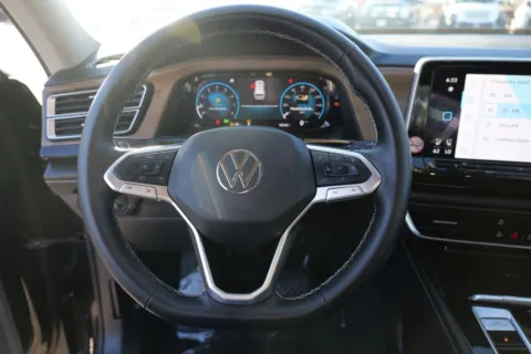 More photos of 2025 Volkswagen Atlas SE w/Tech Pkg Sport Utility 4D at Torresdey Motors Alameda, TX
