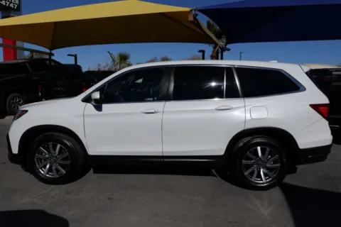 Photos of 2020 Honda Pilot EX-L Sport Utility 4D for sale in El Paso, TX at Torresdey Motors Alameda