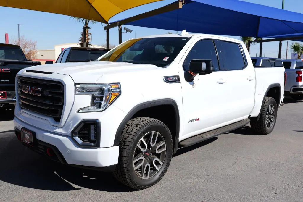White 2022 GMC Sierra 1500 Limited Crew Cab AT4 Pickup 4D 5 3/4 ft for sale in El Paso, TX