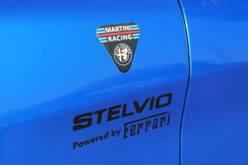 Alfa Romeo Stelvio photo 14