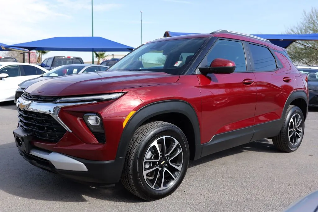 Red 2025 Chevrolet Trailblazer LT Sport Utility 4D for sale in El Paso, TX