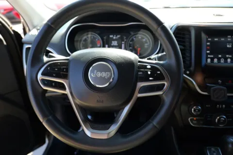 More photos of 2020 Jeep Cherokee Latitude Plus Sport Utility 4D at Torresdey Motors Alameda, TX