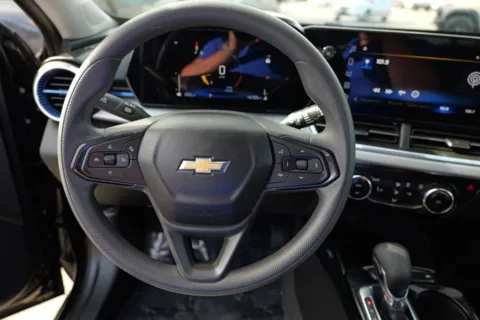 More photos of 2025 Chevrolet Trax LT Sport Utility 4D at Torresdey Motors Alameda, TX