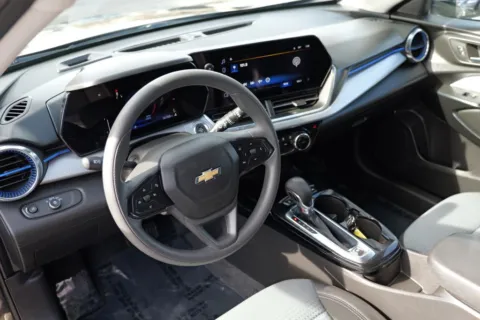 More photos of 2025 Chevrolet Trax LT Sport Utility 4D at Torresdey Motors Alameda, TX