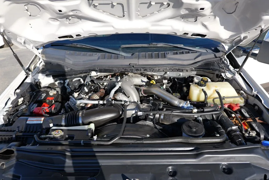 Ford F-450 photo 19