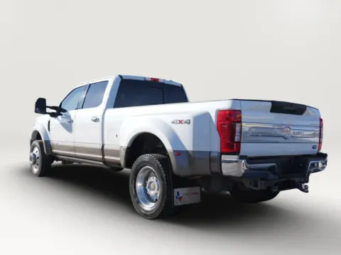 Another view of 2022 Ford F450 Super Duty Crew Cab King Ranch Pickup 4D 8 ft for sale in El Paso, TX at Torresdey Motors Alameda