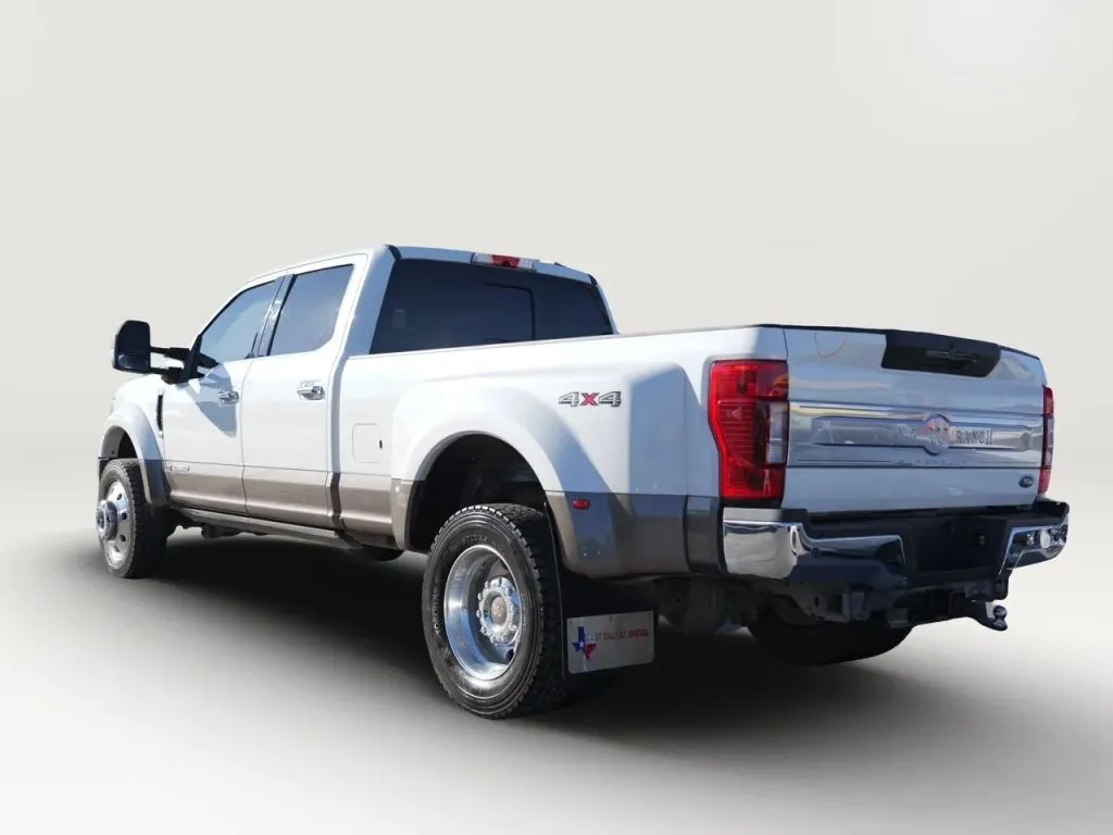 Ford F-450 photo 3