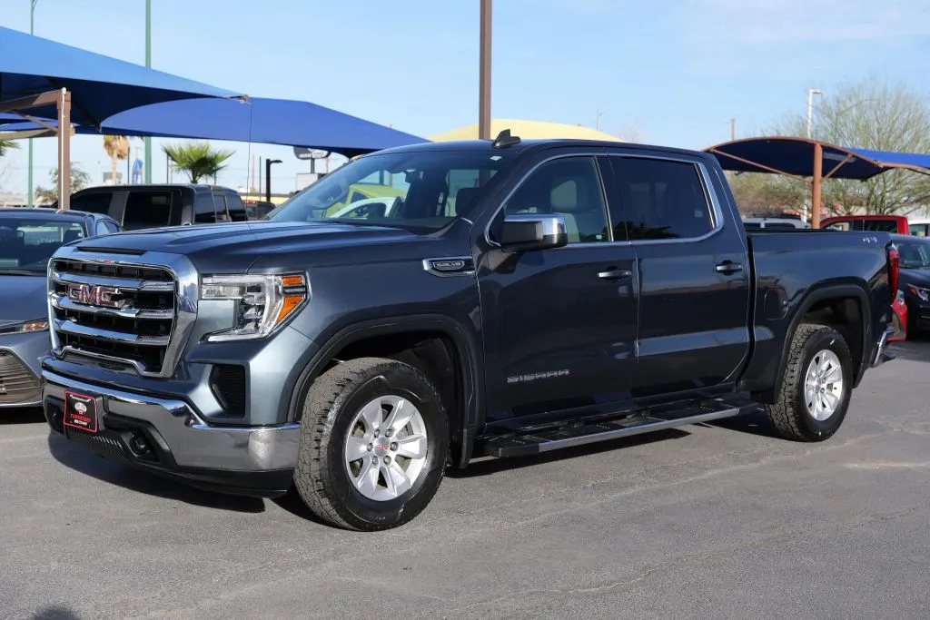 2019 GMC Sierra 1500 Crew Cab SLE Pickup 4D 5 3/4 ft for sale in El Paso, TX