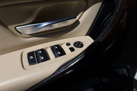 More photos of 2018 BMW 3 Series 320i Sedan 4D at Torresdey Motors Alameda, TX