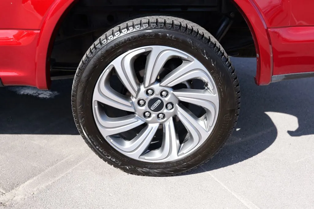 Ford F-150 photo 13