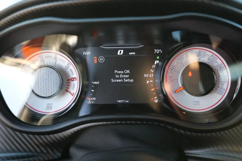 Dodge Challenger photo 6