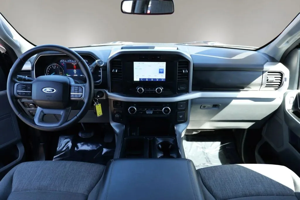 Ford F-150 photo 11