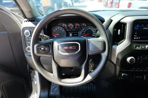 More photos of 2021 GMC Sierra 1500 Crew Cab Pickup 4D 5 3/4 ft at Torresdey Motors Alameda, TX