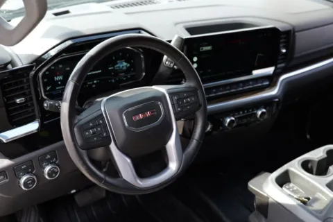 More photos of 2022 GMC Sierra 1500 Crew Cab SLE Pickup 4D 5 3/4 ft at Torresdey Motors Alameda, TX