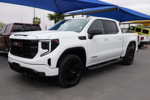 White 2023 GMC Sierra 1500 Crew Cab Elevation Pickup 4D 5 3/4 ft for sale in El Paso, TX