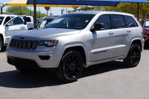 Silver 2020 Jeep Grand Cherokee Altitude Sport Utility 4D for sale in El Paso, TX