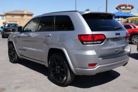 Another view of 2020 Jeep Grand Cherokee Altitude Sport Utility 4D for sale in El Paso, TX at Torresdey Motors Alameda