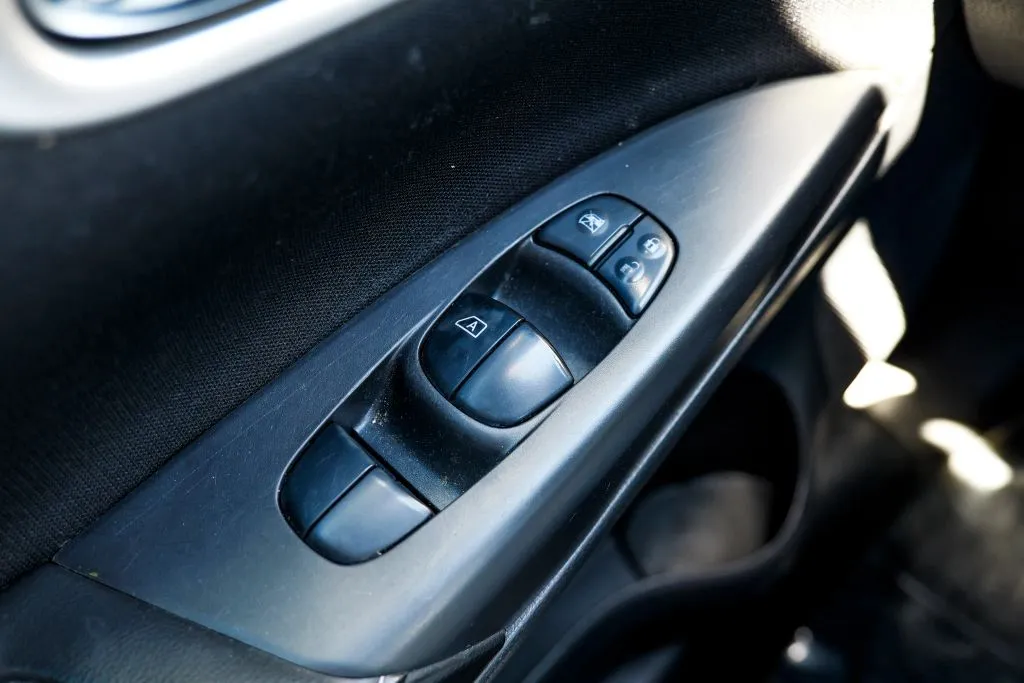 Nissan Sentra photo 6