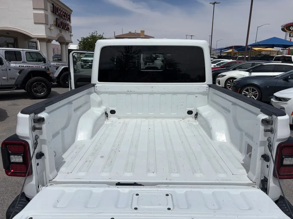 Jeep Gladiator photo 13