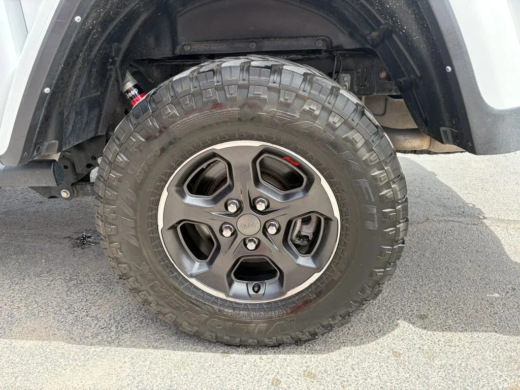 Jeep Gladiator photo 17