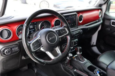 More photos of 2022 Jeep Gladiator Rubicon Pickup 4D 5 ft at Torresdey Motors Alameda, TX