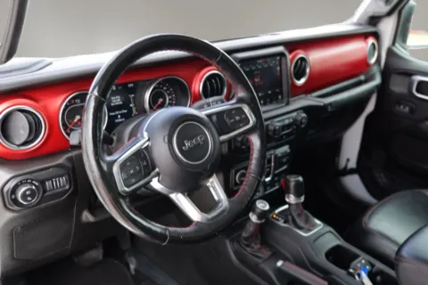 More photos of 2022 Jeep Gladiator Rubicon Pickup 4D 5 ft at Torresdey Motors Alameda, TX