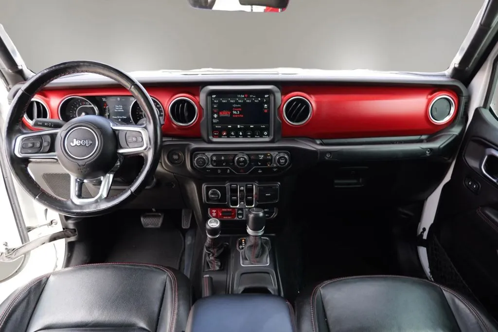 Jeep Gladiator photo 11