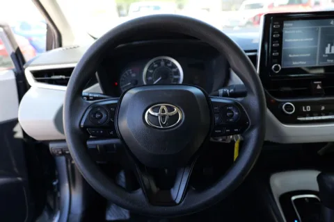 More photos of 2020 Toyota Corolla LE Sedan 4D at Torresdey Motors Alameda, TX
